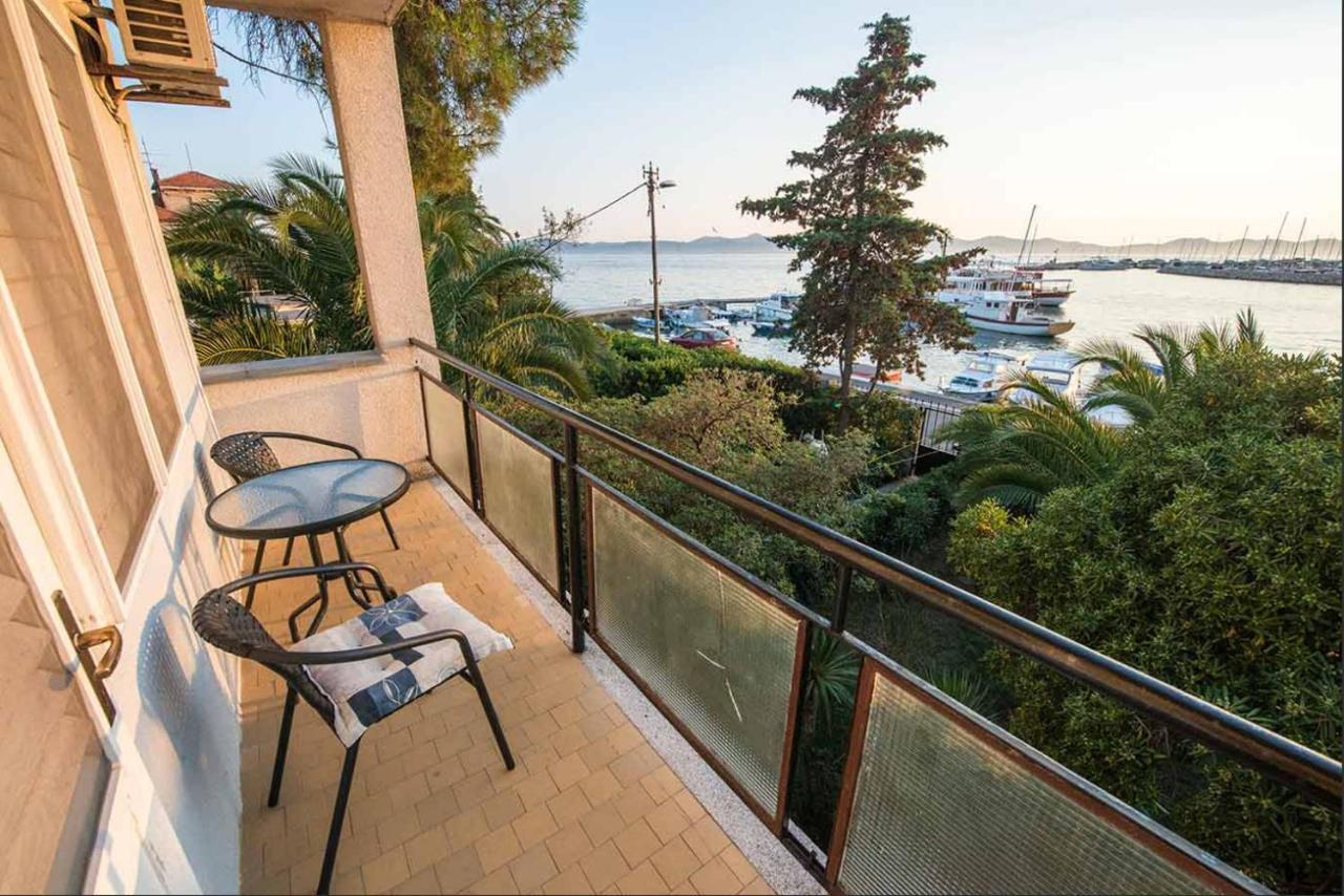 Amazing Seaview Apartment With A Balcony Near The Beach - Kneza Trpimira I Задар Экстерьер фото