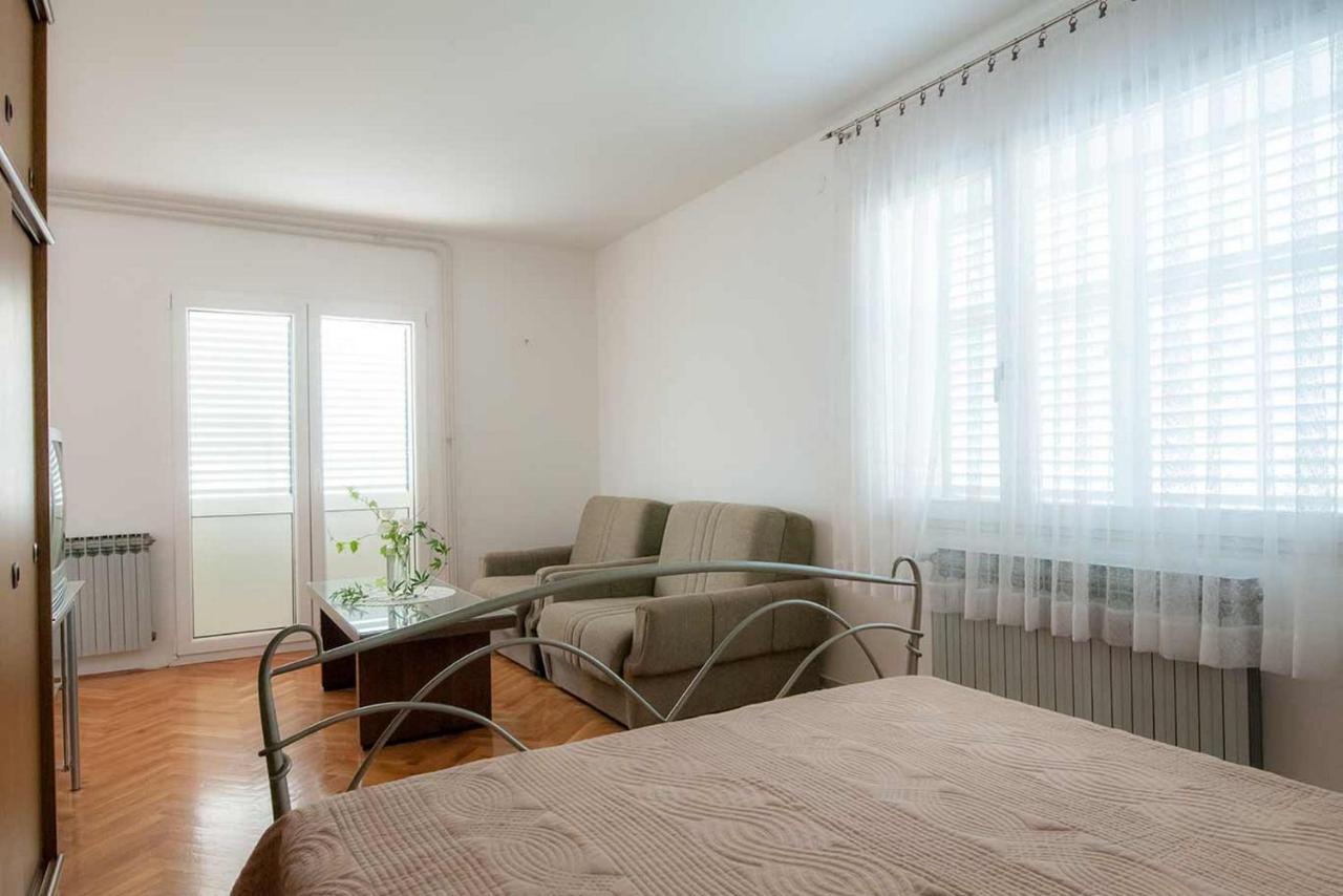 Amazing Seaview Apartment With A Balcony Near The Beach - Kneza Trpimira I Задар Экстерьер фото